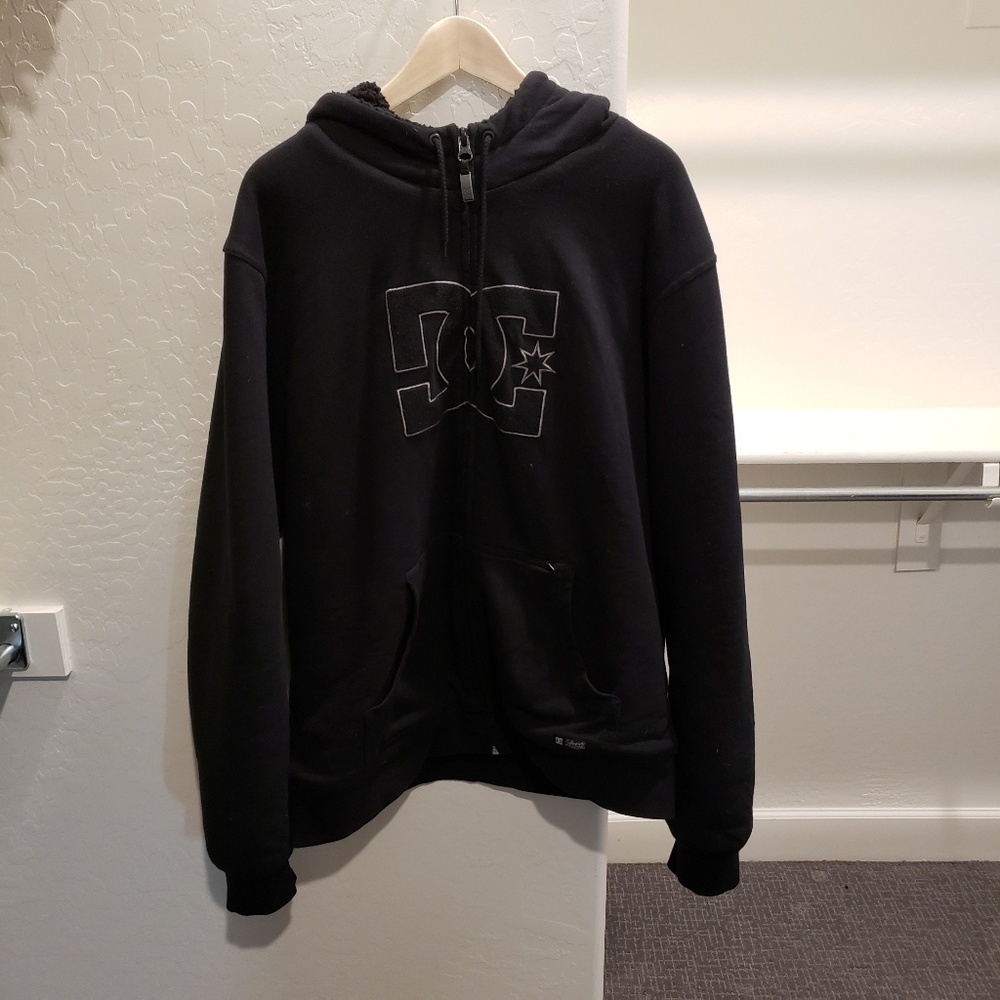 *FINAL SALE* DC Shoes men's fleece lined hoodie